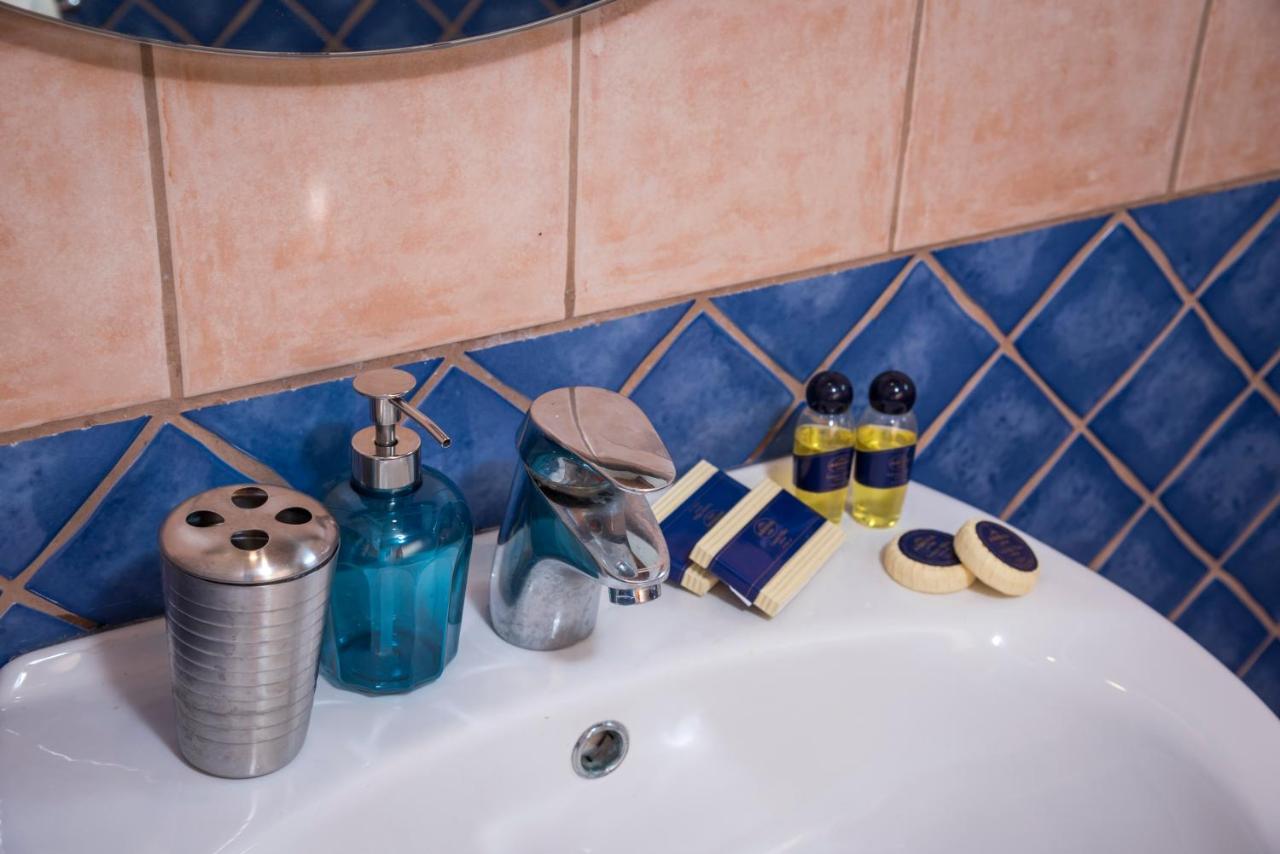 Athina Luxury Villas Xamoudhokhorion  エクステリア 写真