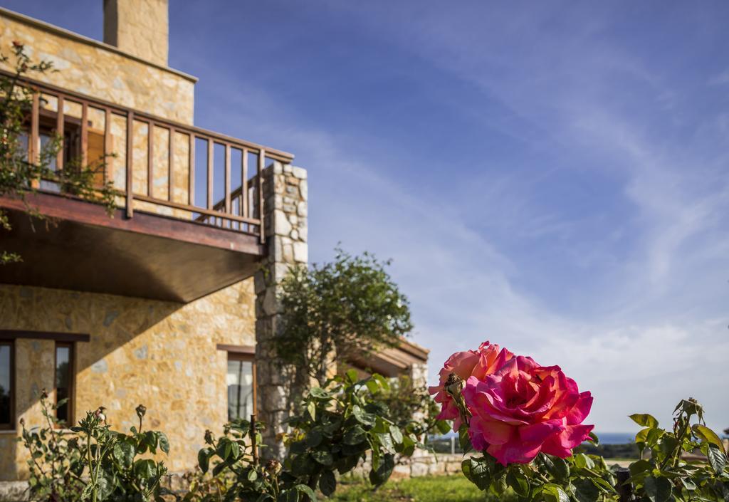 Athina Luxury Villas Xamoudhokhorion  エクステリア 写真