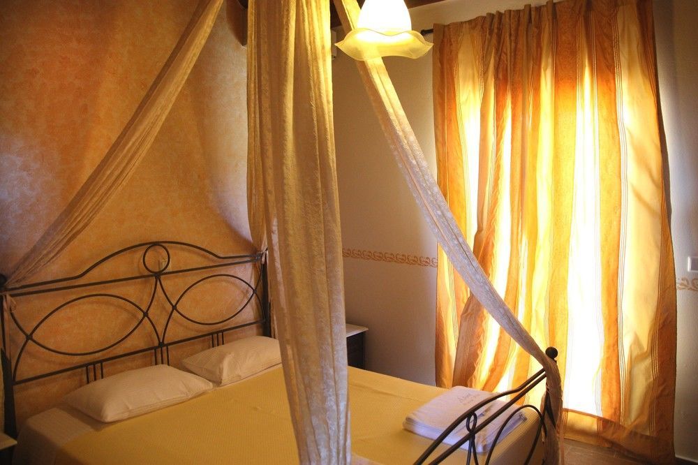 Athina Luxury Villas Xamoudhokhorion  エクステリア 写真