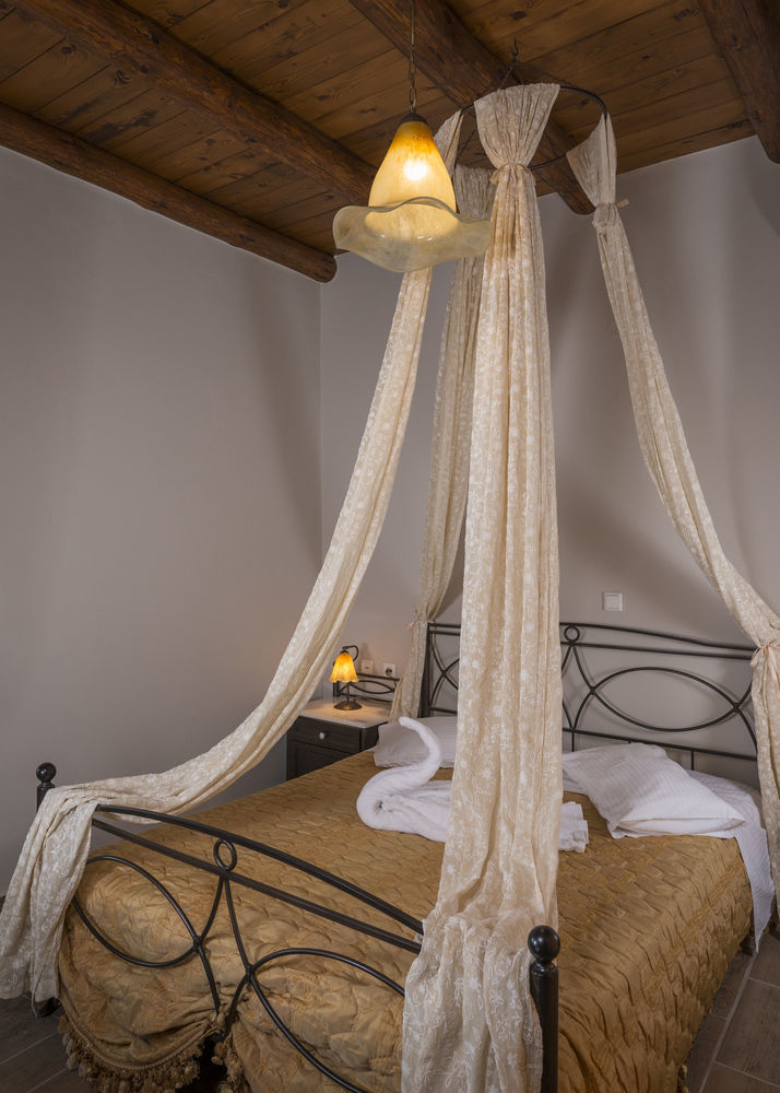 Athina Luxury Villas Xamoudhokhorion  エクステリア 写真