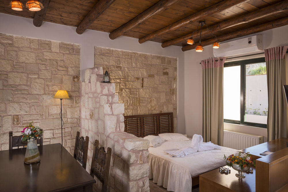 Athina Luxury Villas Xamoudhokhorion  エクステリア 写真
