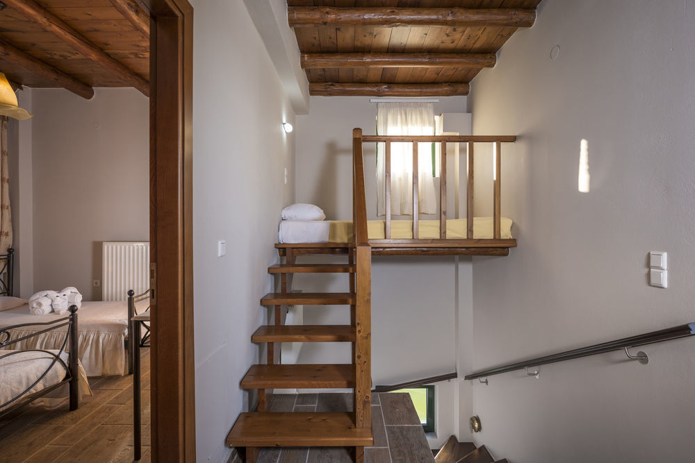 Athina Luxury Villas Xamoudhokhorion  エクステリア 写真